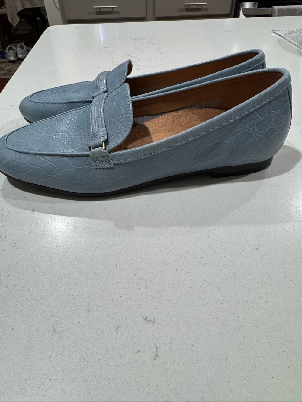 Vionic Light Blue Croc-Embossed Women’s Loafers